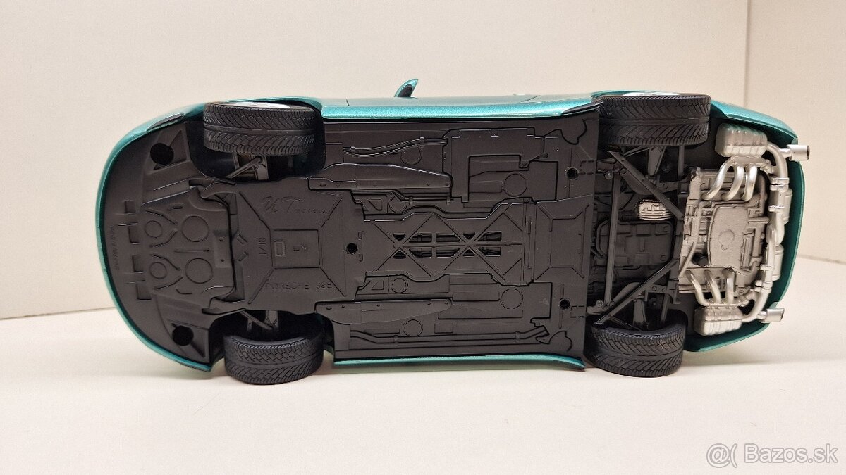 1:18 PORSCHE 911 996 UT - 19