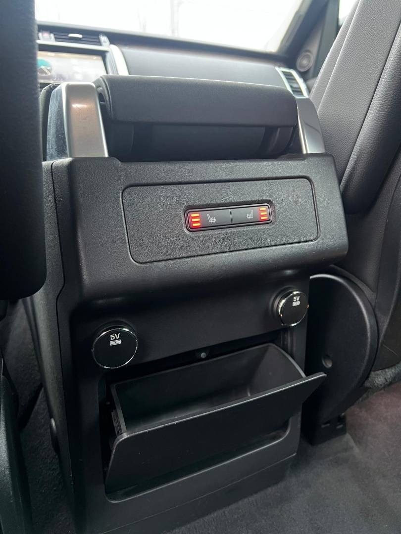 Land Rover Discovery 2.0D SD4 HSE AWD A/T - 19