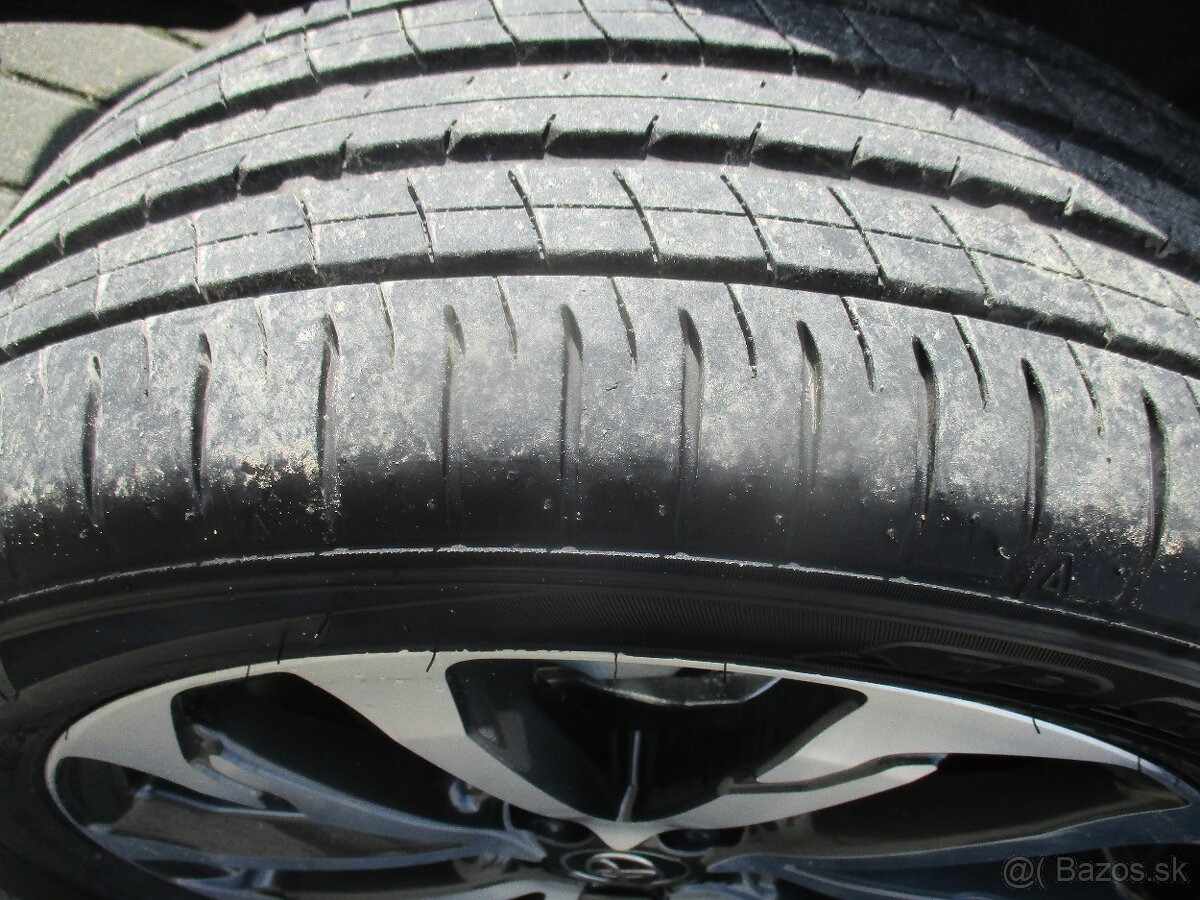 TOYOTA COROLLA CROSS AC STYLE TECH 2,0 HEV 4x4 DPH - 19