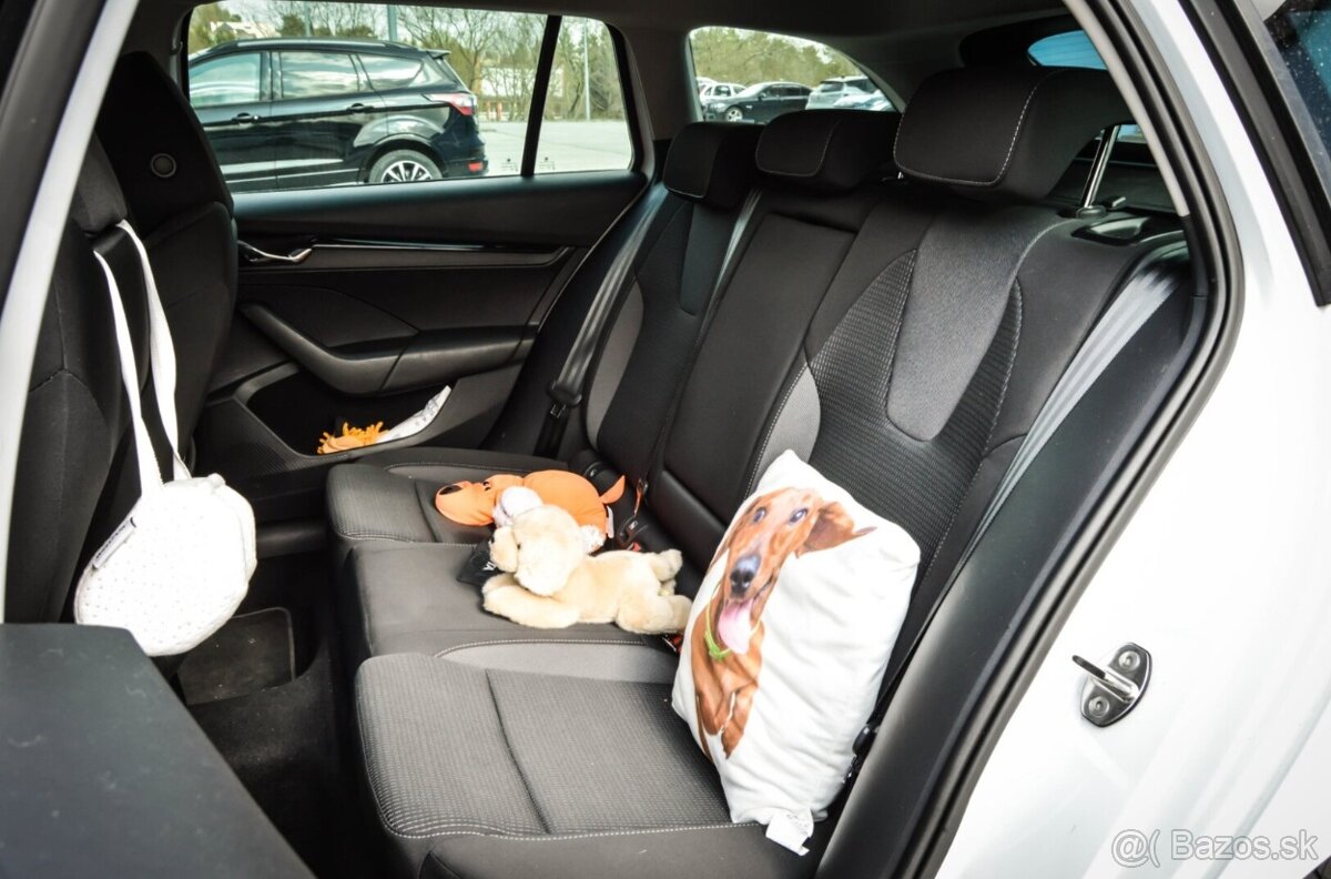 Škoda Octavia Combi 2.0 TDI SCR Ambition DSG - 19