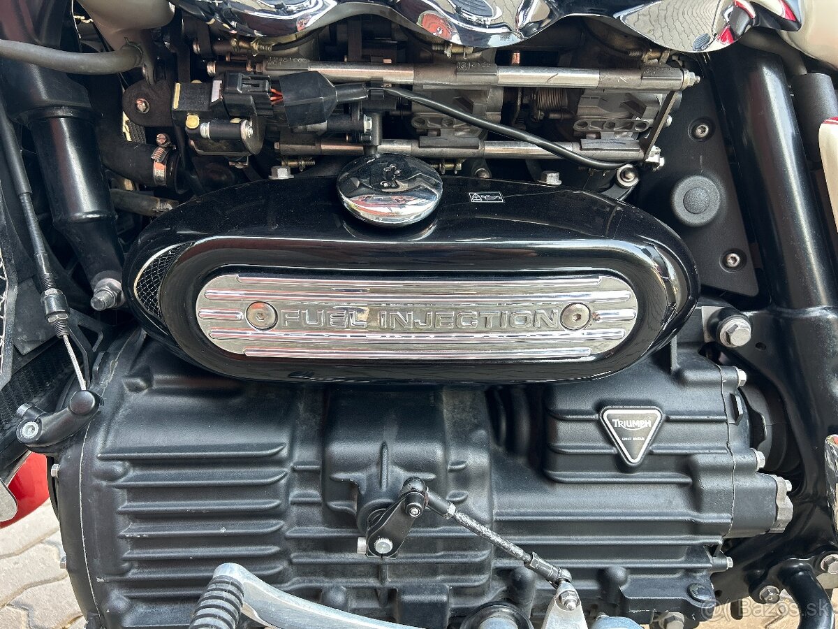 Triumph Rocket III, Touring 2.3i - 19