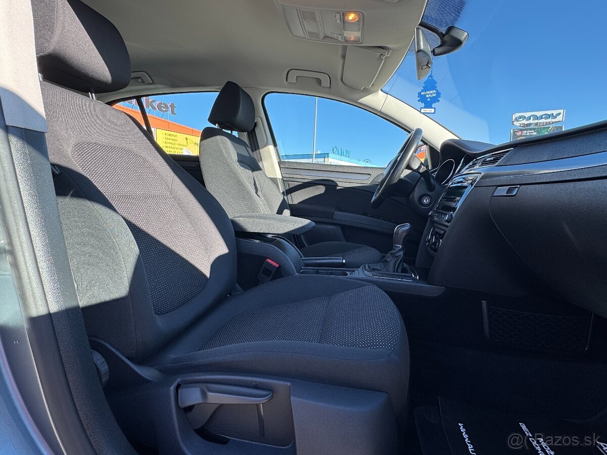 Škoda Superb 1.4 TSI Family - 19