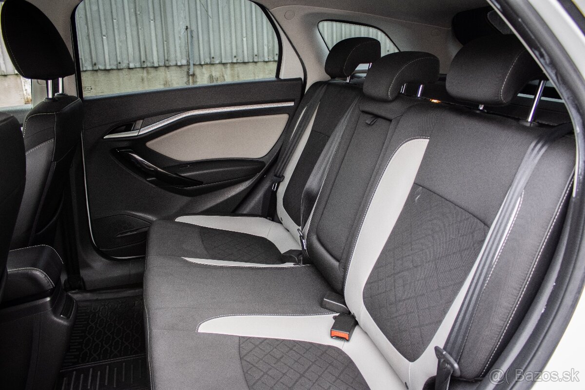 Lada Vesta SW Cross 1.6 MPI, 75kW, M5 - 19