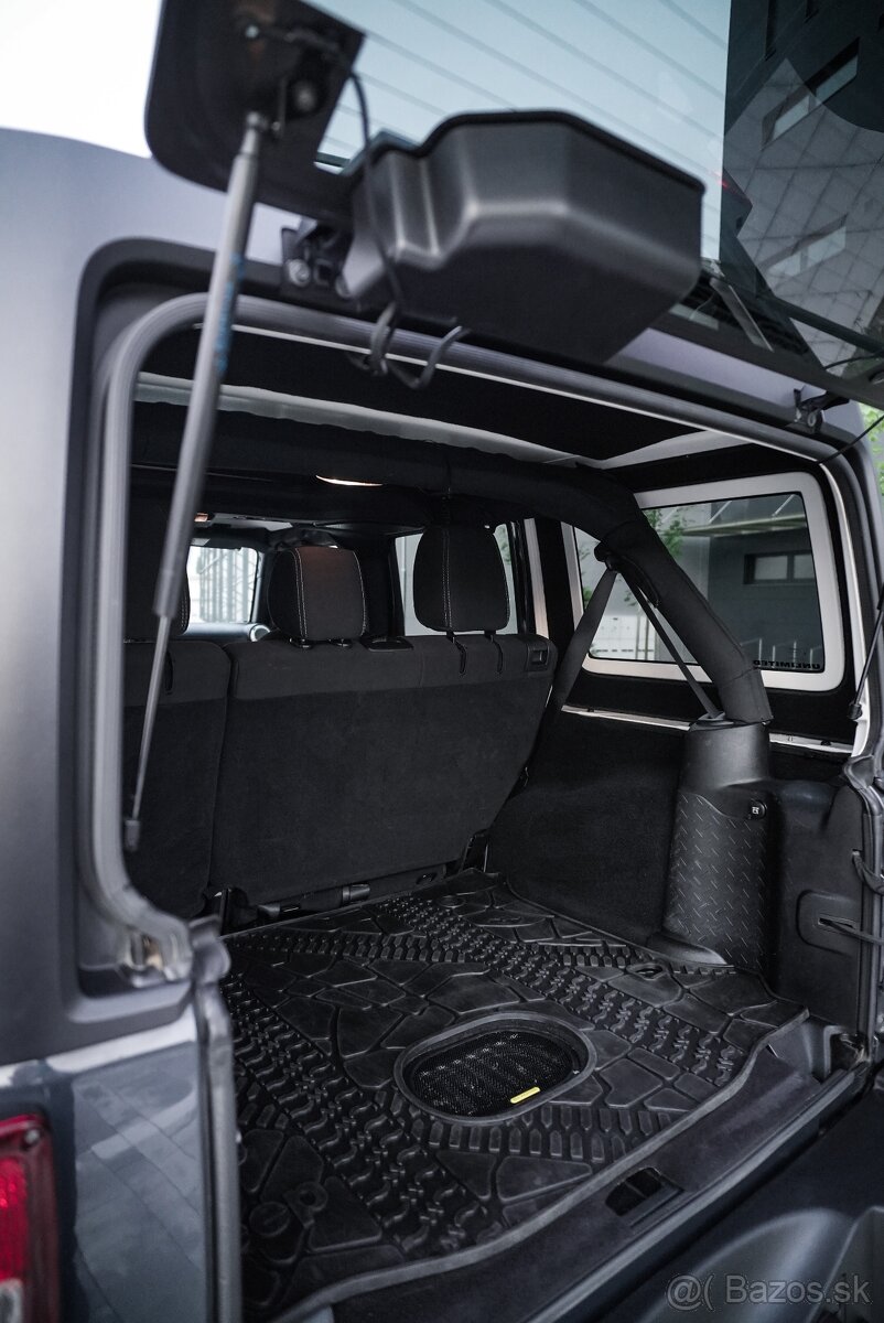 Jeep Wrangler 3.6L 4x4 EU - 19