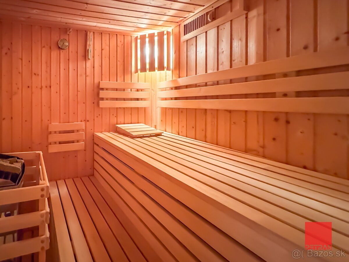 VEĽKORYSÝ ŠTÝLOVÝ RODINNÝ DOM - 19