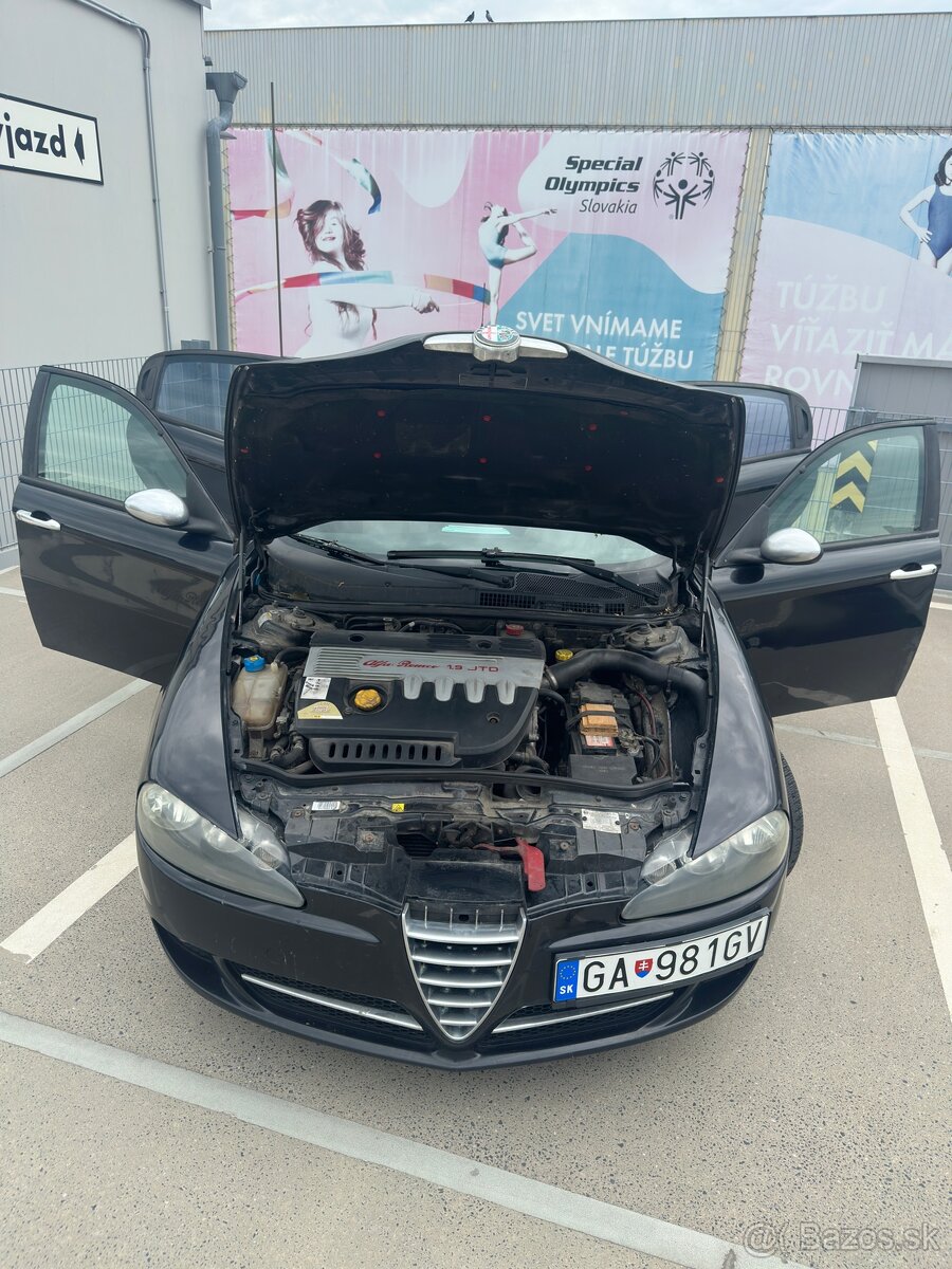Alfa Romeo 147 1.9JTDM - 19