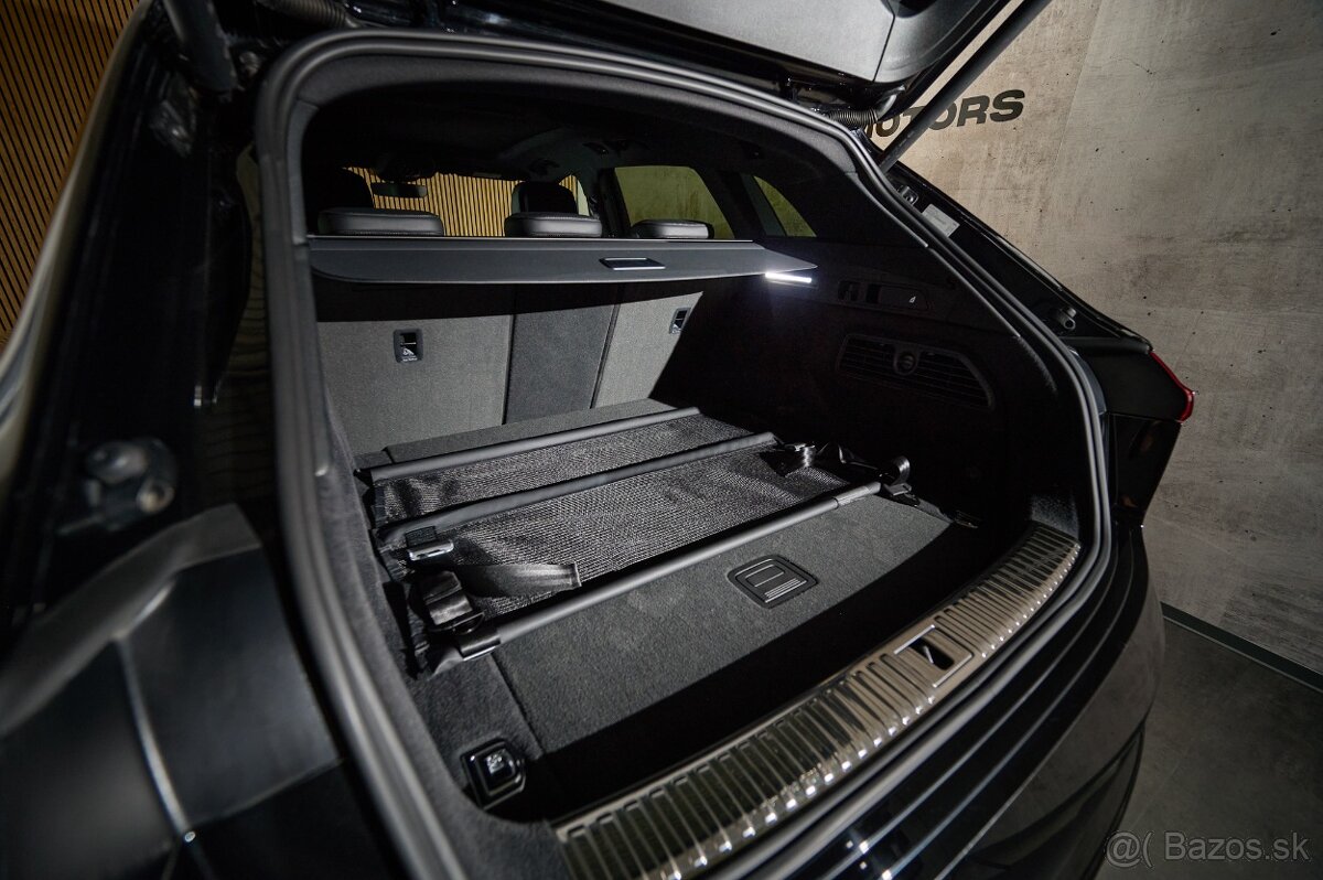 Audi e-tron 55 300kW S-line DigiLED Matrix NightV Pano Tažné - 19