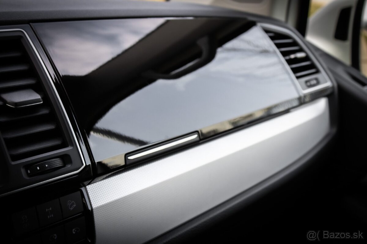 Volkswagen T6 Multivan 2.0 BiTDI BMT 4MOTION DSG - 19