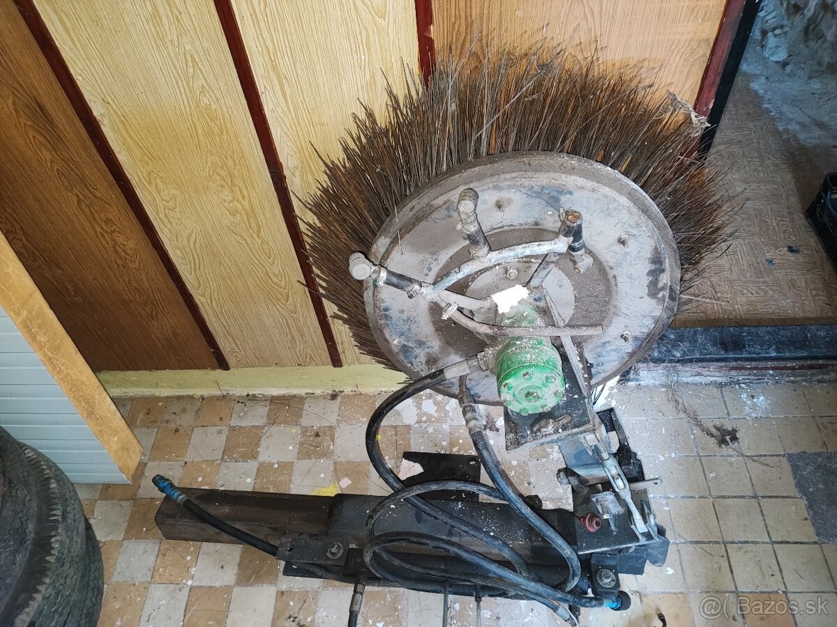 Sněžka SSAZ 4x4 ZNÍŽENÁ CENA - 19