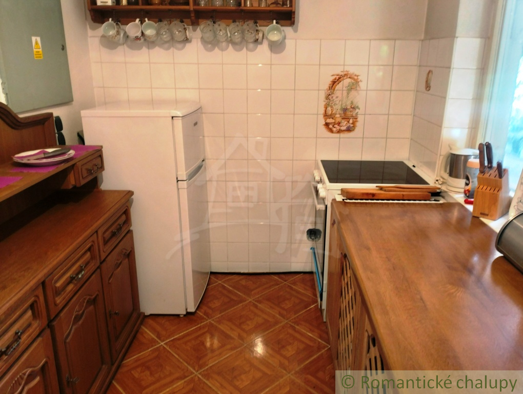 Veľký pekný dom v malebnej obci Nová Lehota na predaj - 19