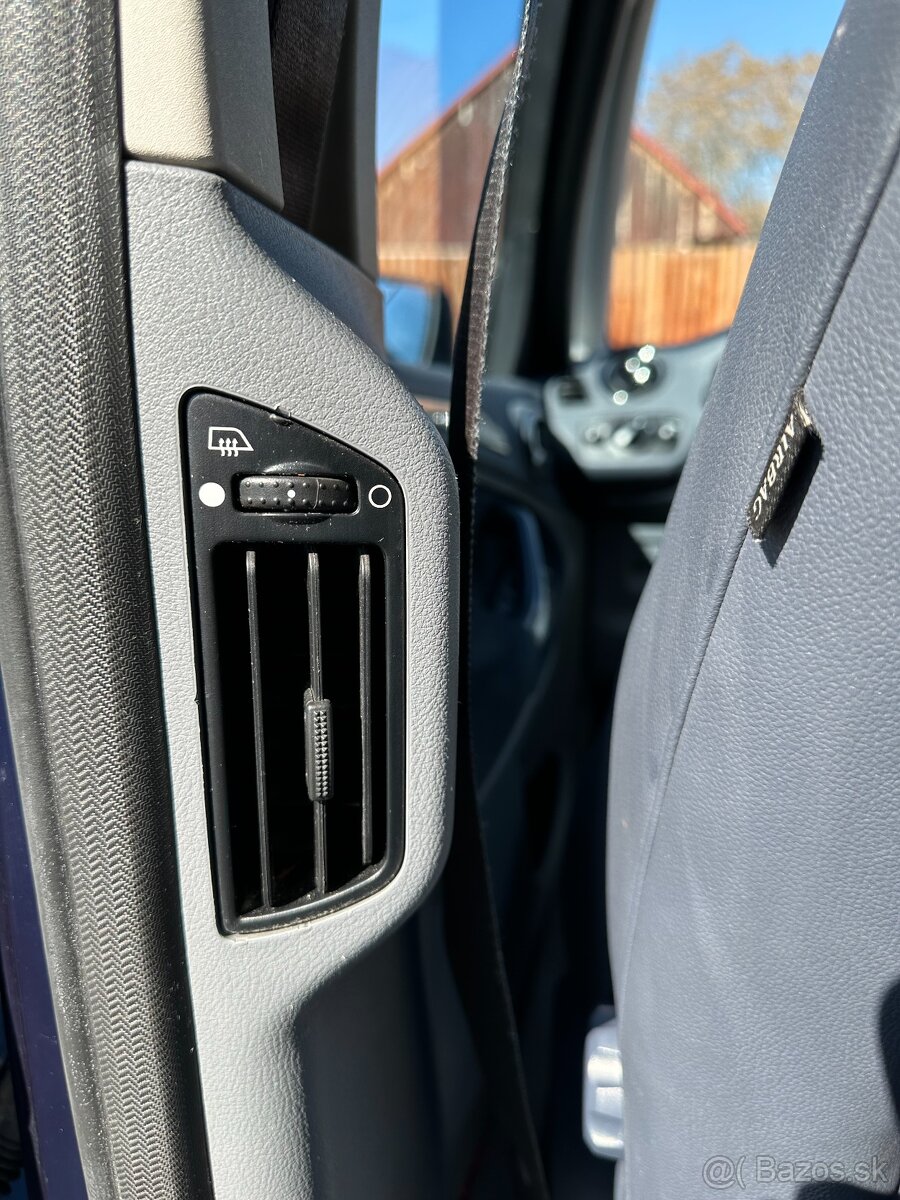 Ford S-MAX 2.0 TDCi Titanium - 19