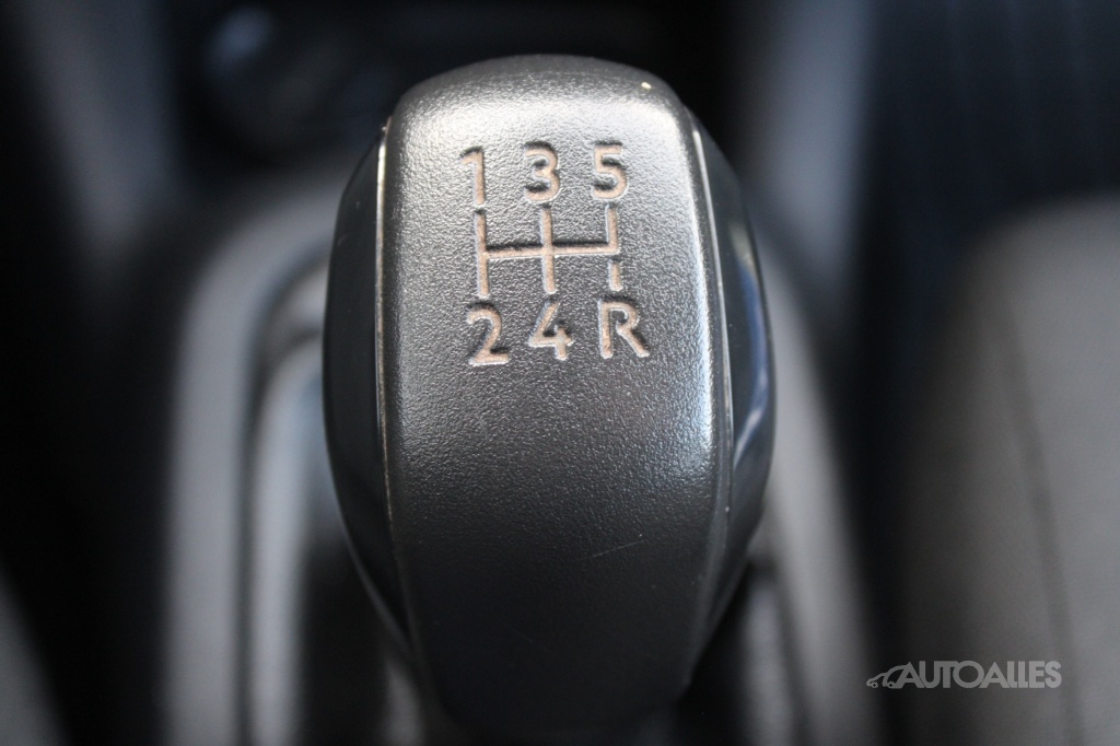 Citroen C4 Cactus 1,6 HDi 73 kW CHALLENGE - 19