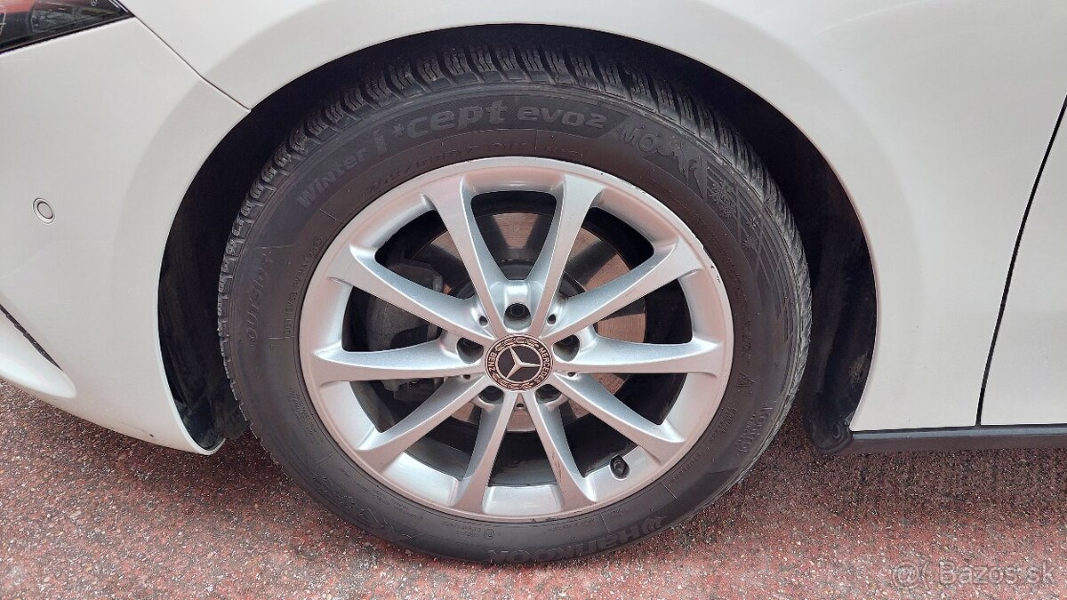 Mercedes-Benz A trieda 200, 7-dct - 19