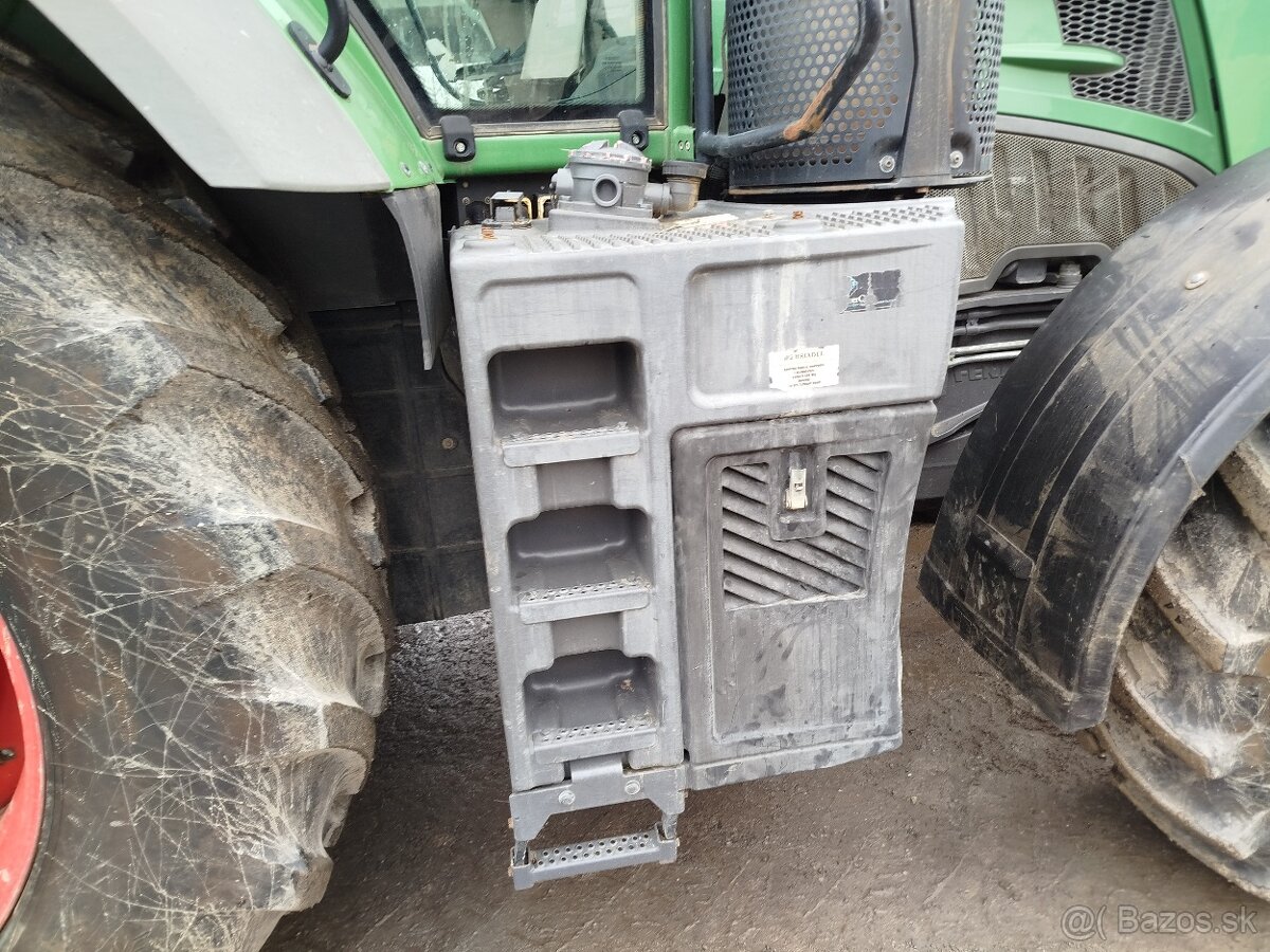 traktor FENDT 824 VARIO - 19