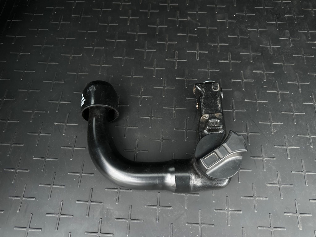 Mitsubishi Outlander 2.4 PHEV 4x4 - 19