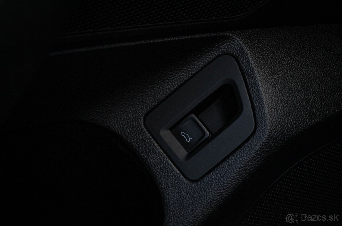 Volkswagen Passat 2.0 TSI 280k Elegance 4Motion DSG - 19