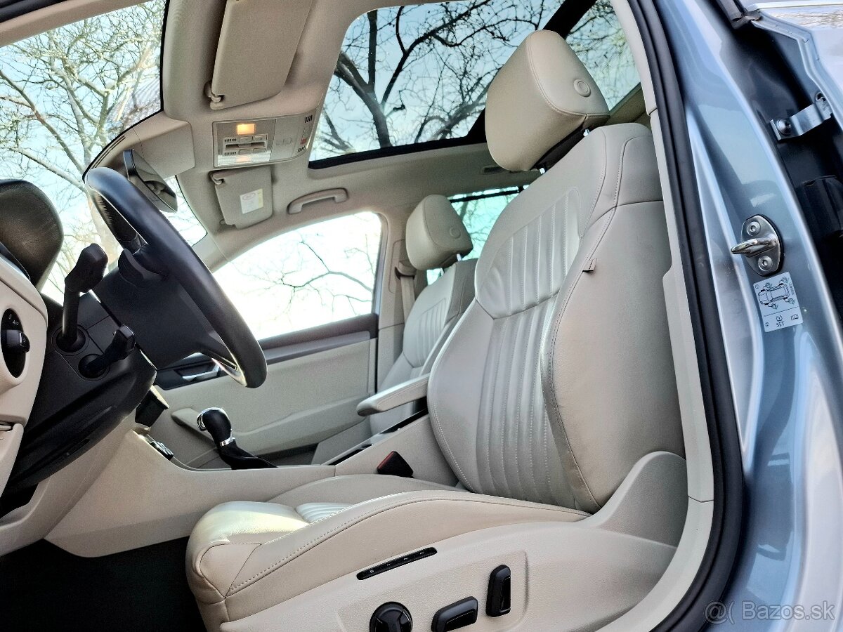 Škoda Superb Combi 2.0 TDI Style DSG 110kw,2019-tka,panorama - 19