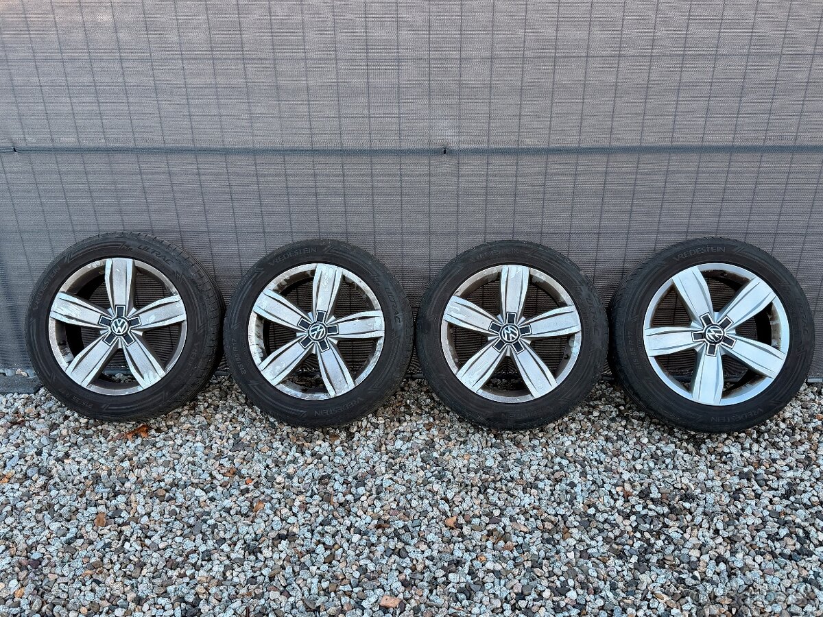 VW Passat 2.0TDI 4Motion / DSG / 2020 / LED MATRIX / ŤAŽNÉ - 19