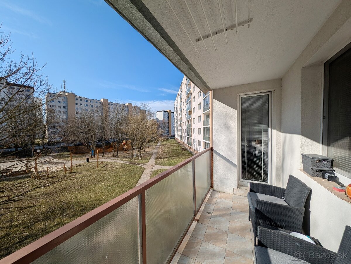 Predám 3-izbový slnečný byt Košúty 2 - 19