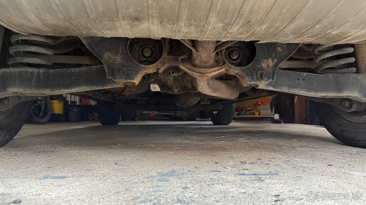 Suzuki Grand Vitara 2.4i, benzin + LPG - 19