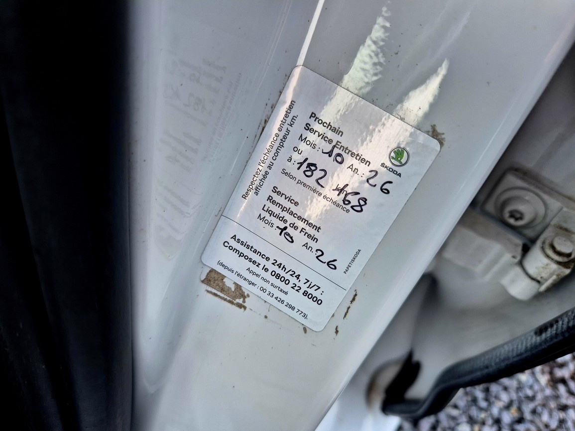 Škoda Octavia Combi III FL 2,0 TDi 110 kW DSG DRIVE - 19