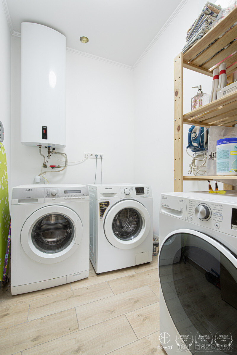 BOSEN | Posledný rodinný dvojdom vo Veľkom Mederi v našej po - 19