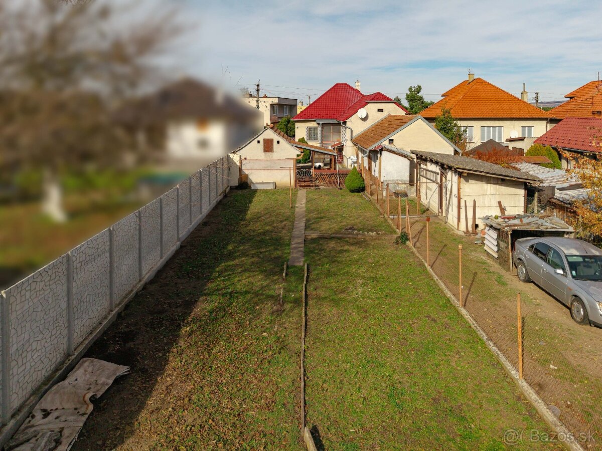 4-izbový rodinný dom s veľkým pozemkom a garážou – Borský Mi - 19