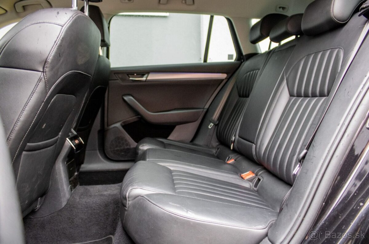 Škoda Superb Combi 2.0 TDI 190k DSG - 19