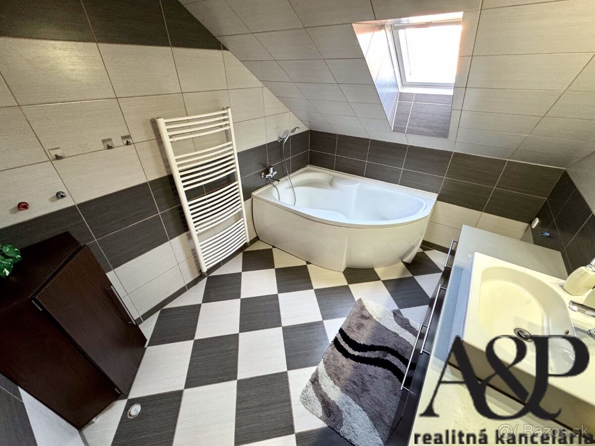 7 IZBOVÝ RODINNÝ DOM, POZEMOK 2717M2, PRIETRŽ, okr. SENICA - 19