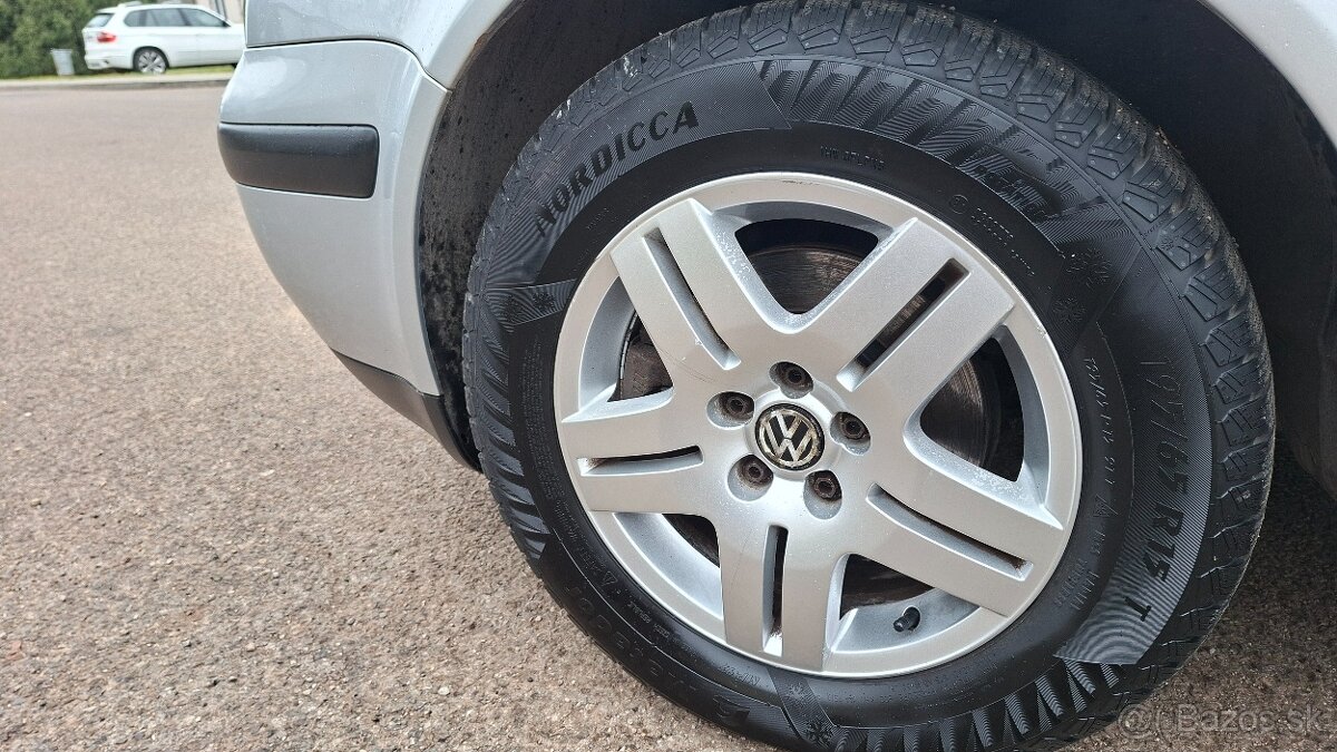 Volkswagen Golf 4 1.4 benzín - 19