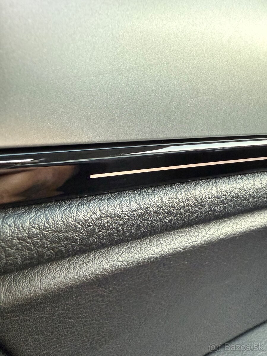 VW Touareg II 3.0 TDI V6 Executive - 19