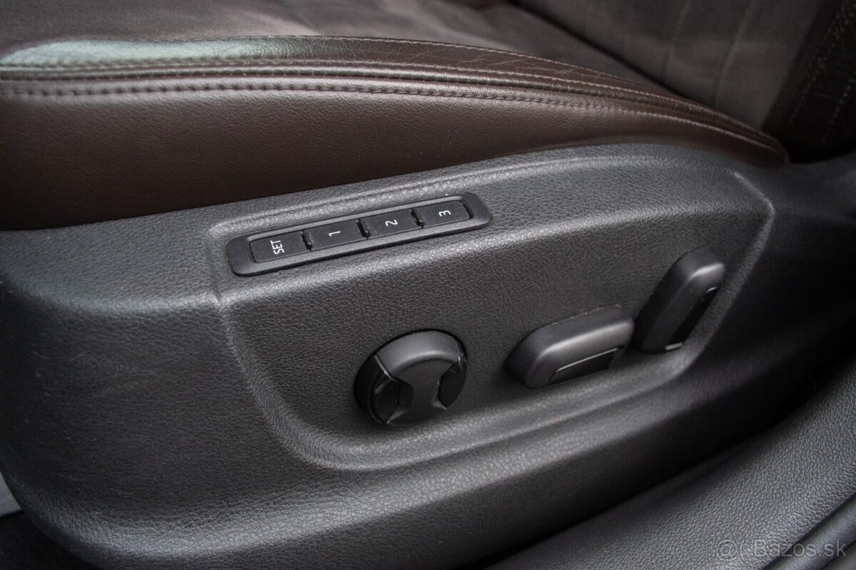 Škoda Octavia 3 combi 2.0 tdi LK DSG - 19