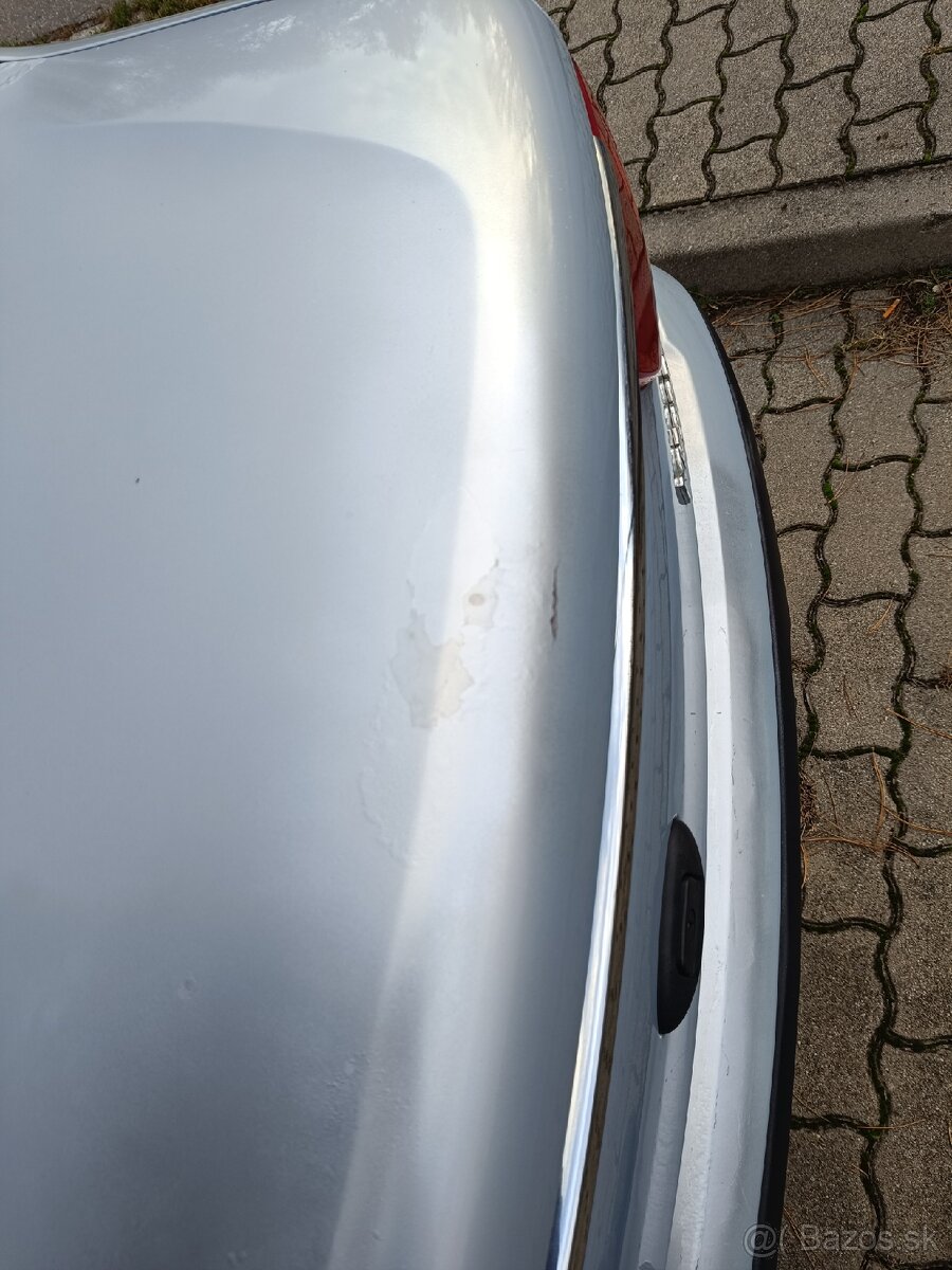 RENAULT MÉGANE CLASSIC 1,8 16V - 19