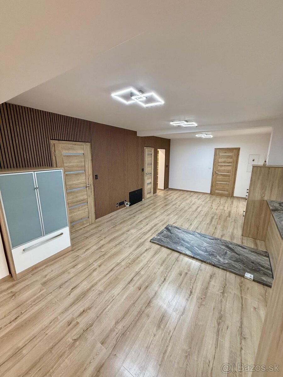 NA PREDAJ 5-izbový BUNGALOV - 19