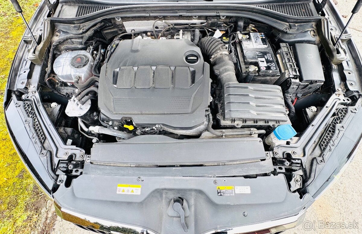 Škoda Superb 2,0 TDI DSG KOMBI,2/2022,NAVI,LED - 19