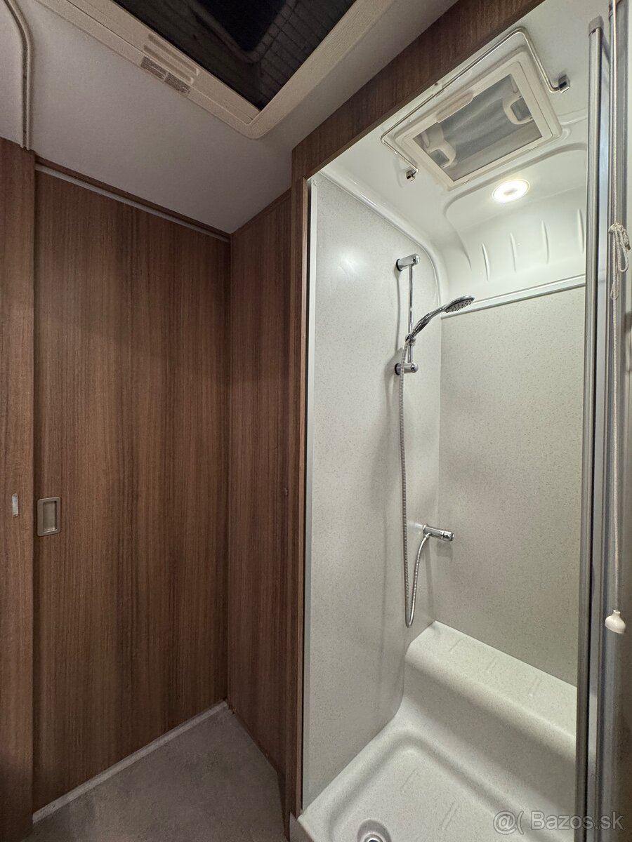 🔱 Anglicky karavan Bailey Unicorn Segovia rok 2018/19 | A - 19