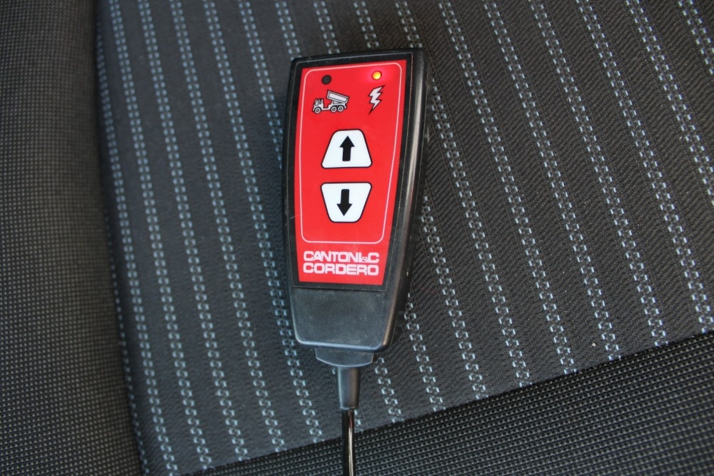 Ford Transit, 350L 2,0TDCI 7míst 3stranný sklápěč tuplák - 19