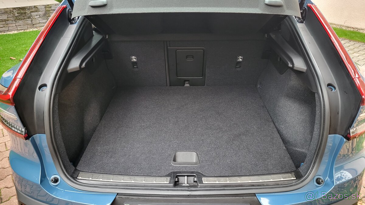 VOLVO C40 electric odpočet DPH - 19