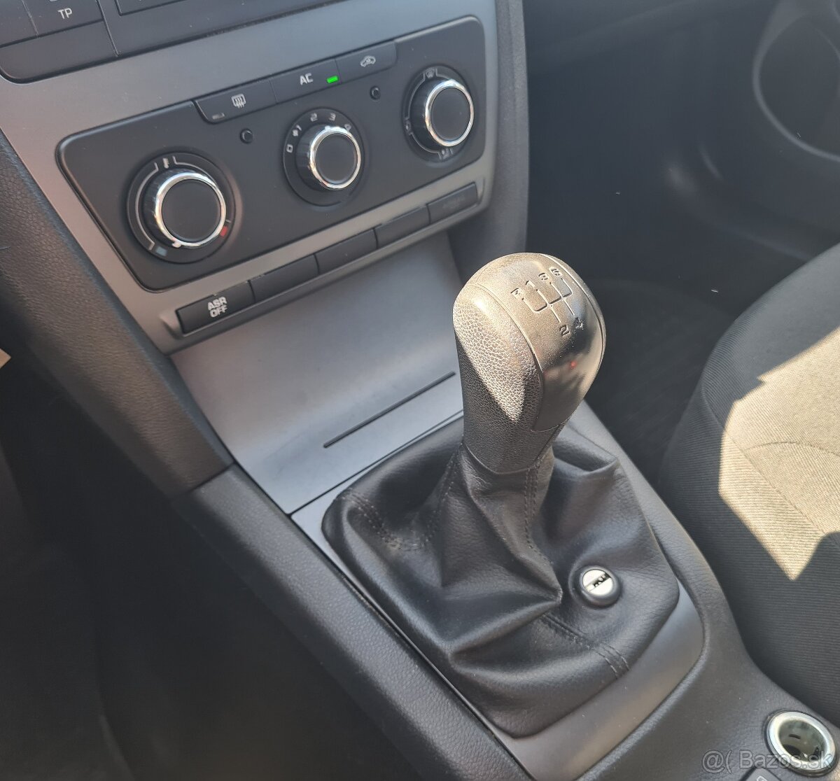 ŠKODA OCTAVIA 1.6 TDI CR DPF AMBIENTE - 19