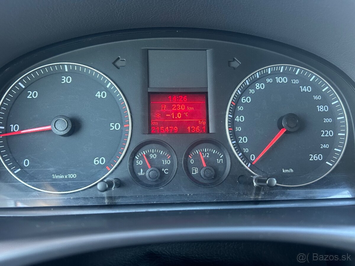 VW Touran Cross 1,9TDi 7m. - 19