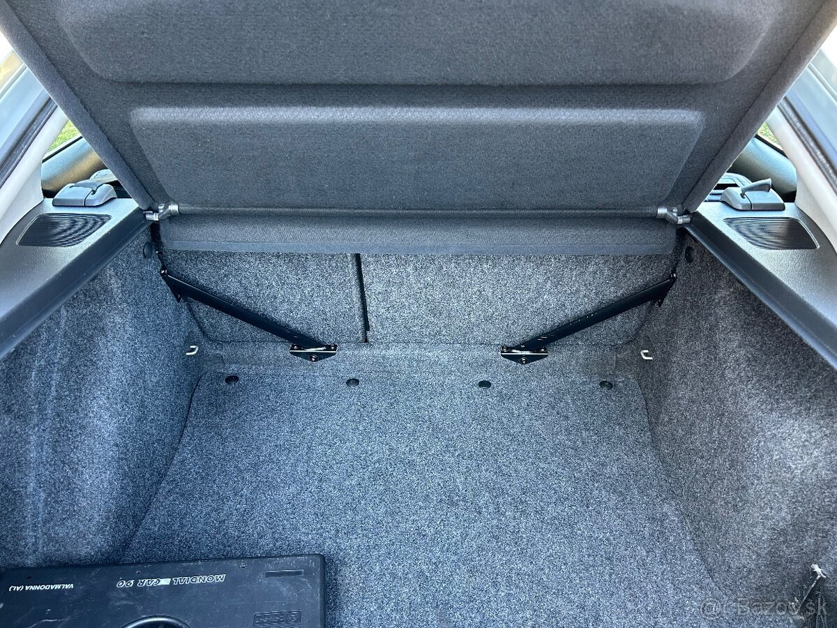 Škoda Octavia 1,8 Turbo RS 132 kW - 19