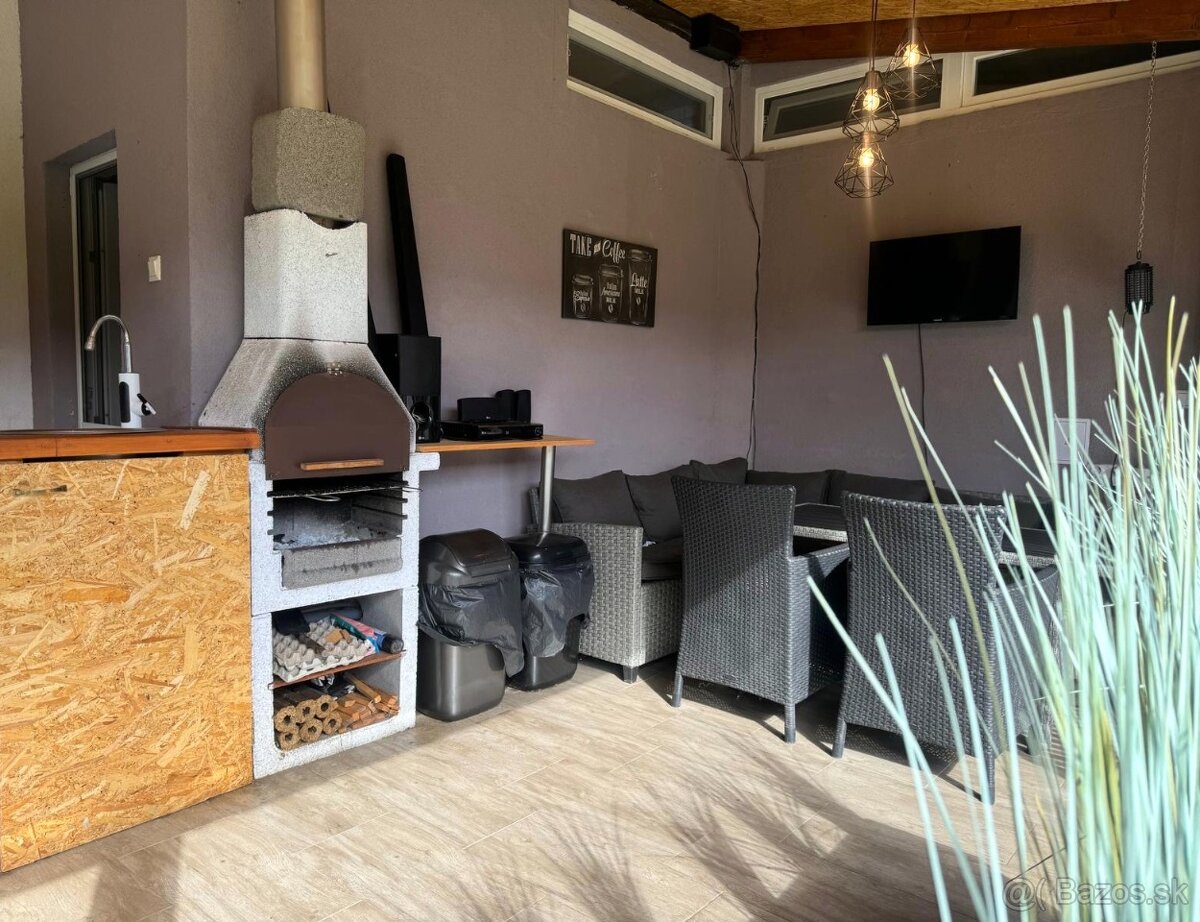 Zrekonštruovaný 4 izbový RD - 20 min od mesta ZVOLEN - 19