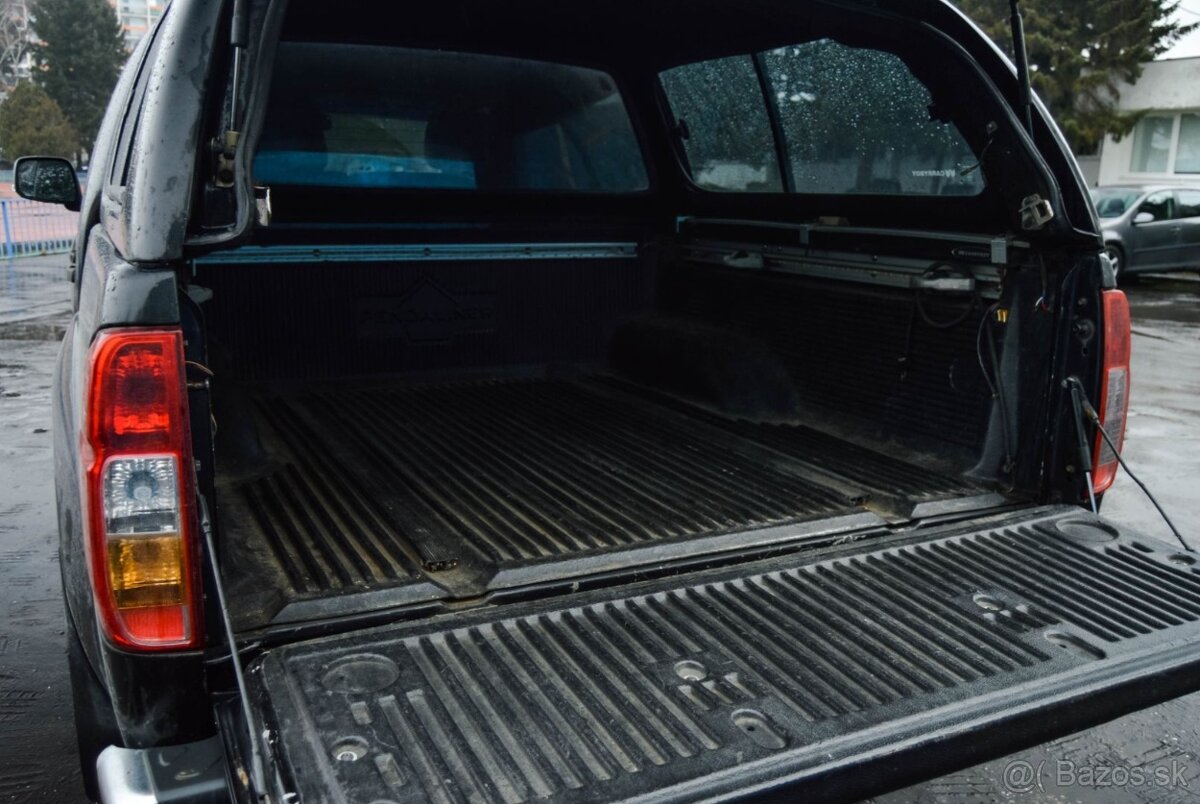 Nissan Navara DoubleCab 2.5D LE A/T - 19