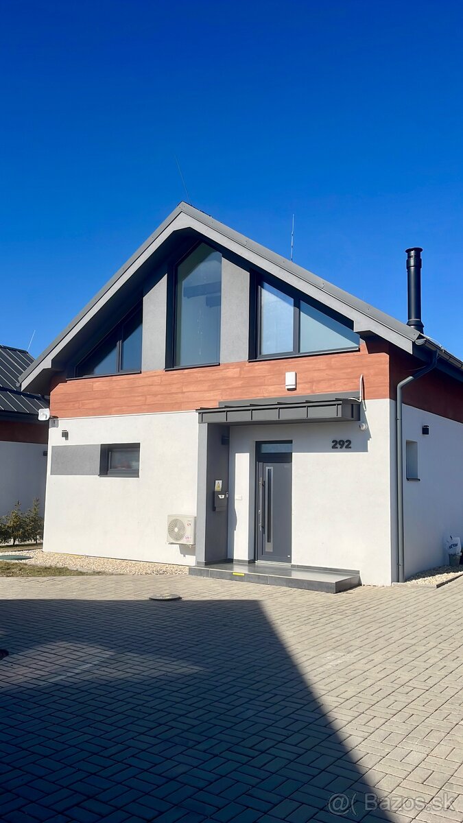 REKREAČNÝ DOMČEK/CHATA - 19