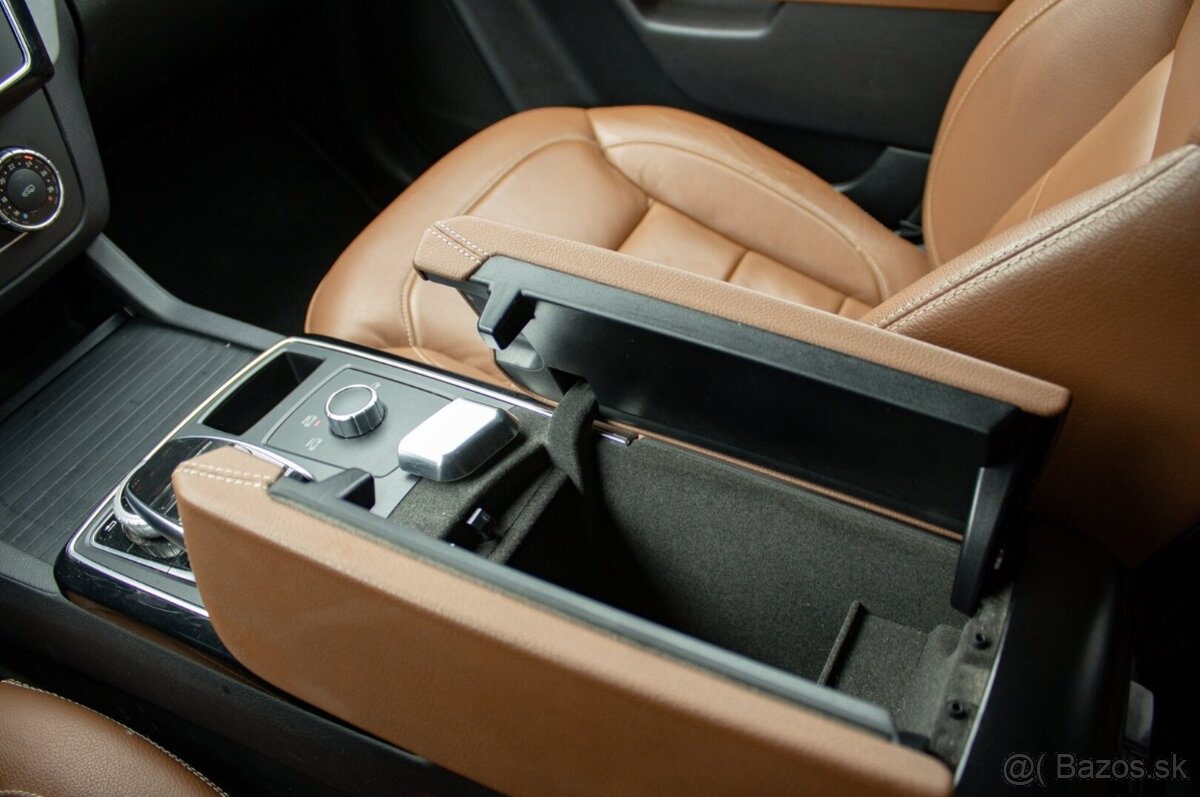 Mercedes-Benz GLE 400 4MATIC AMG - 19