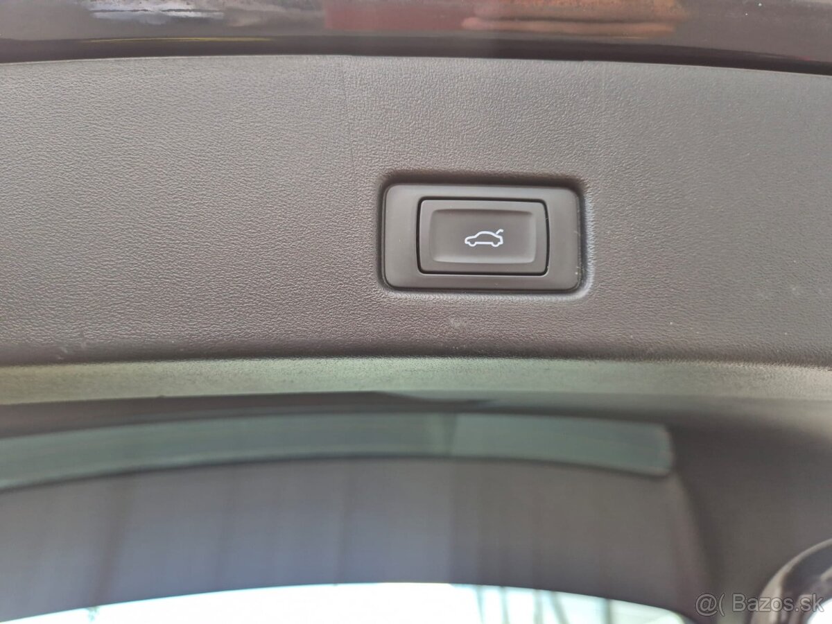 AUDI Q4 40 e-tron SPORTBACK ⚡ - 19