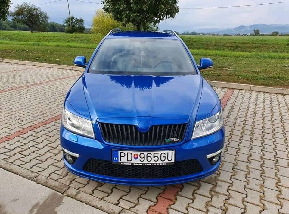 MRACITKA SKODA OCTAVIA 2 FL - 19
