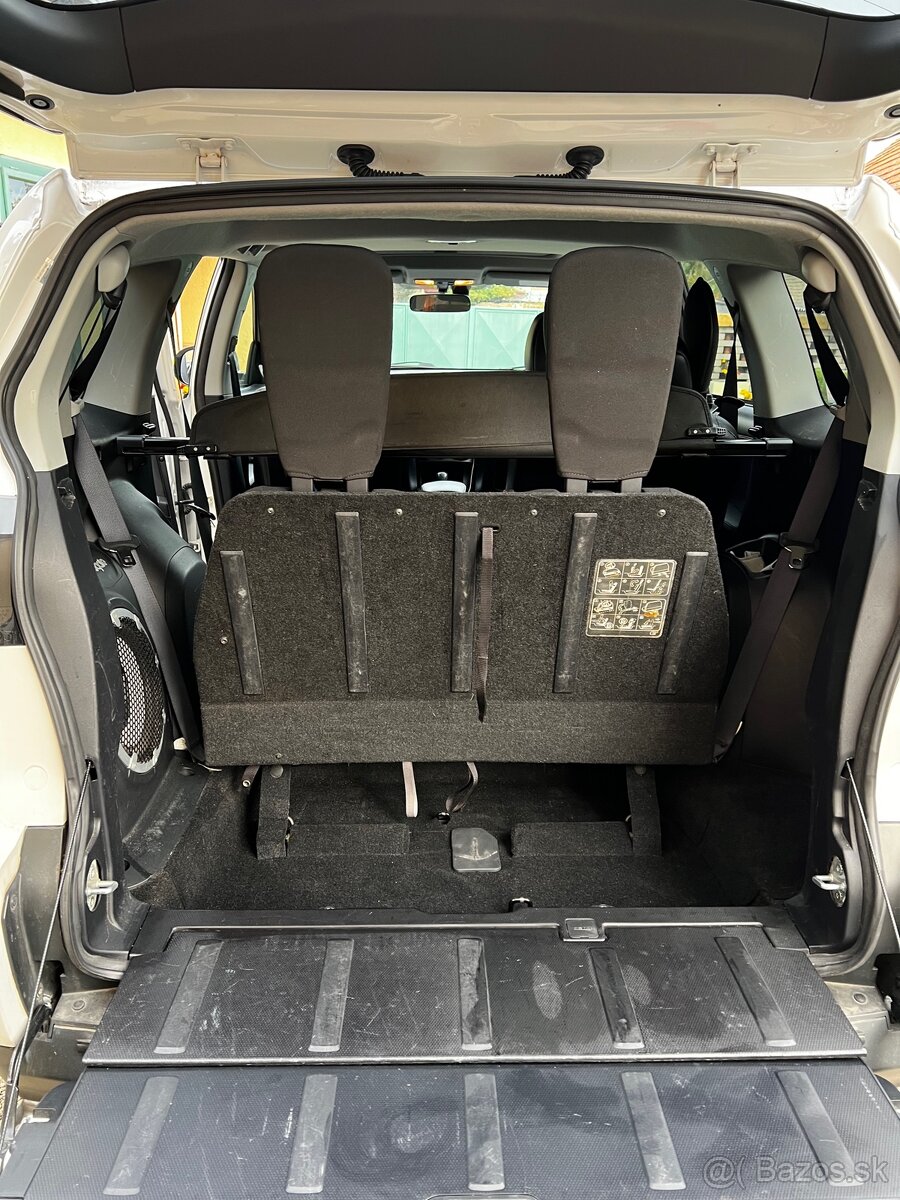 Mitsubishi Outlander 2.4 benzin 4x4 odpočet DPH - 19