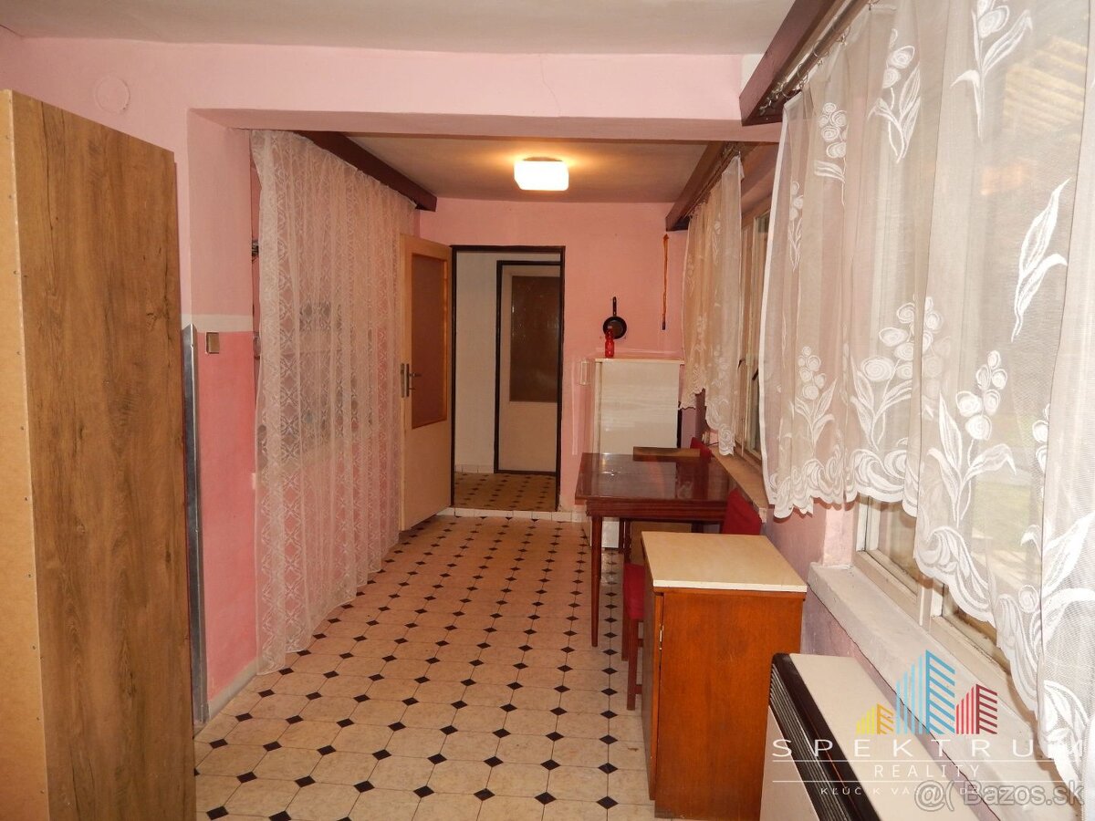 SPEKTRUM REALITY - Na Predaj rodinný dom s pozemkom 1385 m2, - 19