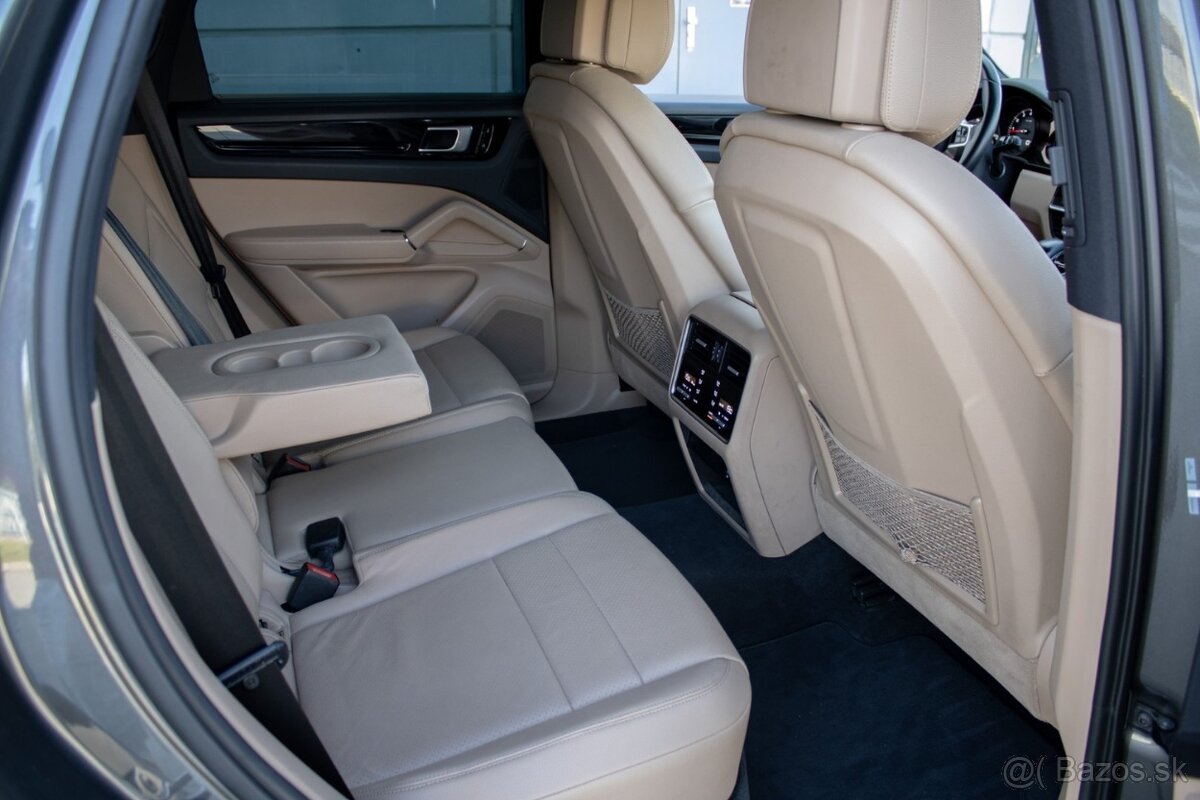 Porsche Cayenne 3.0 V6 4x4 - 19